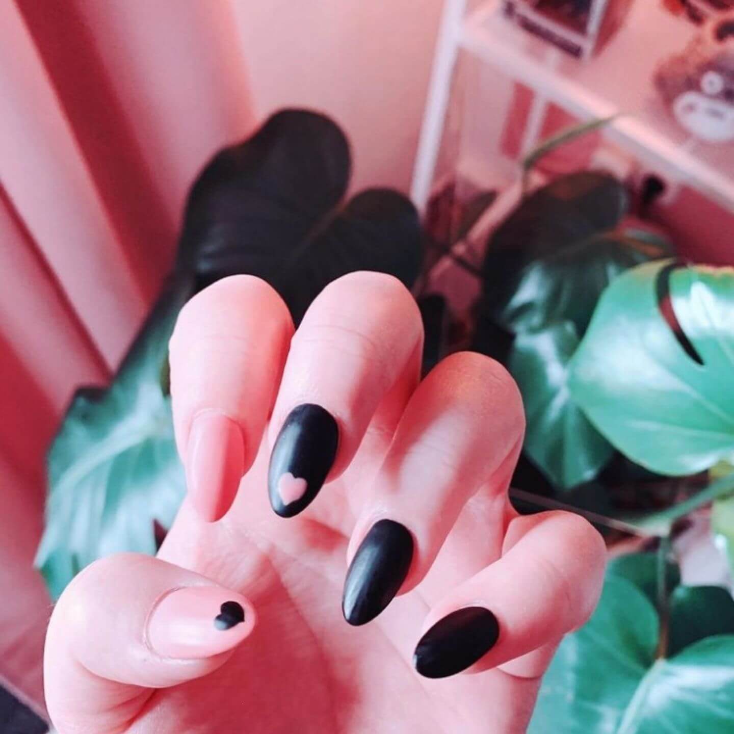 These Gorgeous Valentines Day Nails will steal your heart in 2022