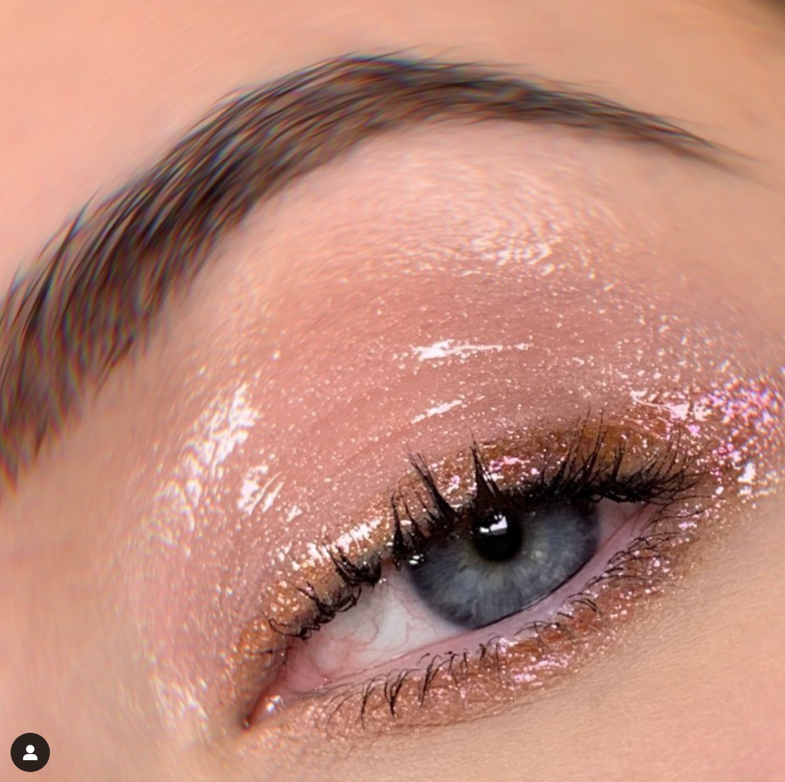 The Latest TikTok Beauty Trends: Try These Viral Makeup Hacks